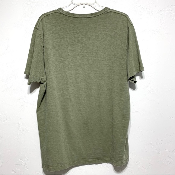 J. Crew Green Short Sleeve Pocket Tee Shirt size Large - Picture 7 of 9